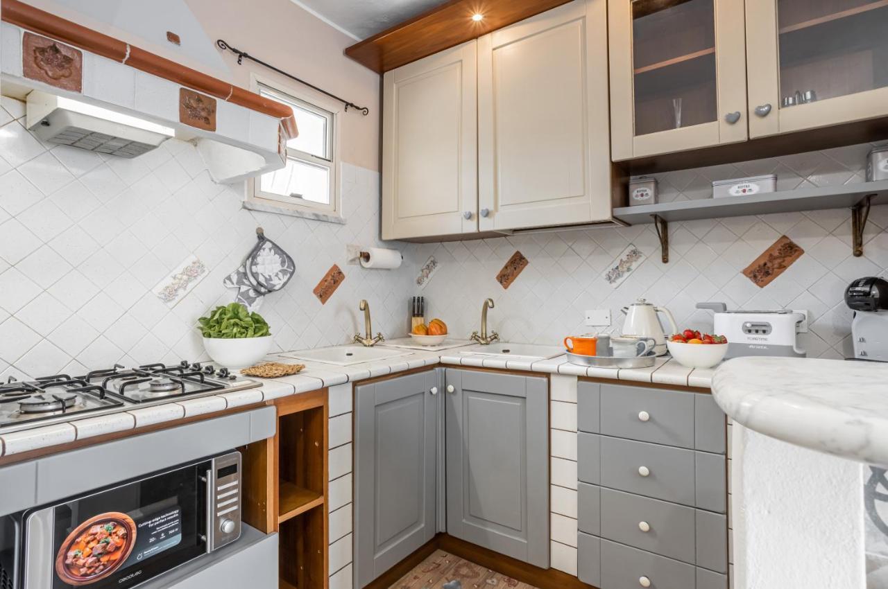 Oratoio Duplex Apartment With Parking 피사 외부 사진